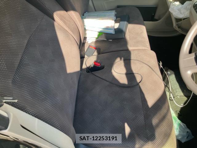 Honda N-WGN 2018-03 8367983-16