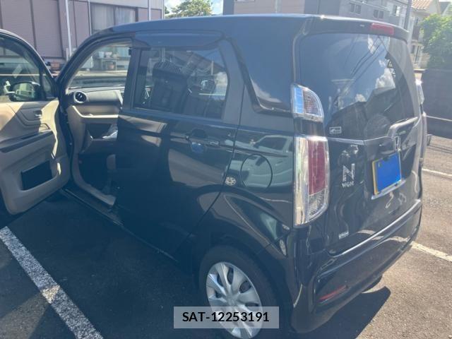Honda N-WGN 2018-03 8367983-6