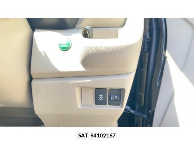 Honda N-WGN 2016-04 8367979-11