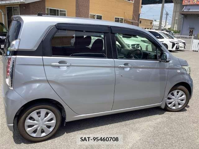 Honda N-WGN 2017-03 8367969-13