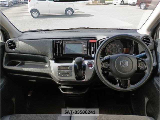 Honda N-WGN 2015-08 8414186-2