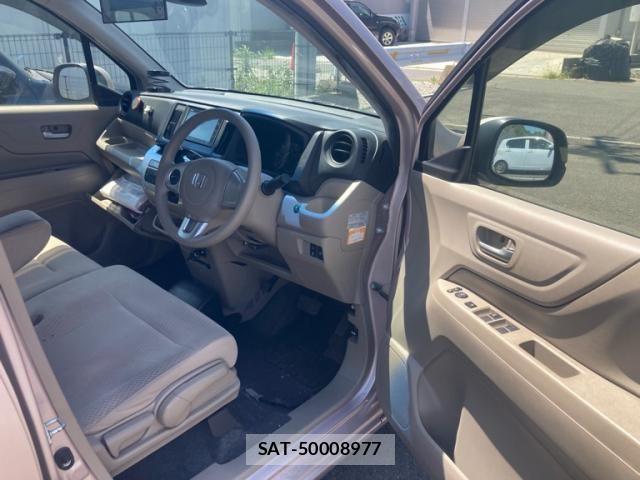 Honda N-WGN 2013-12 8563092-6