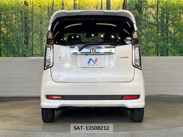 Honda N-WGN 2014-10 8563084-15