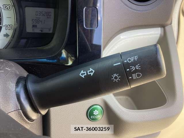 Honda N-WGN 2017-03 8628253-11
