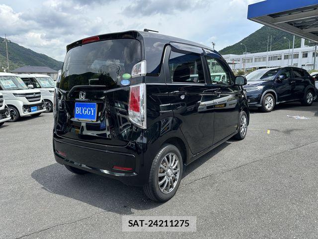 Honda N-WGN 2017-03 8660861-4