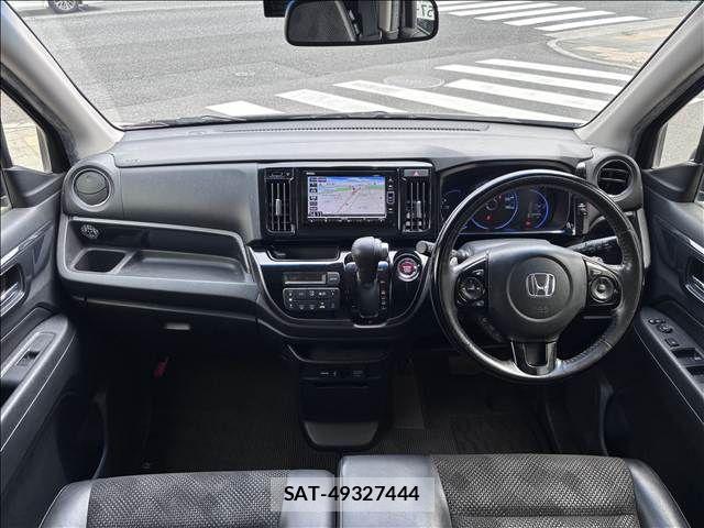 Honda N-WGN 2015-09 8666704-1