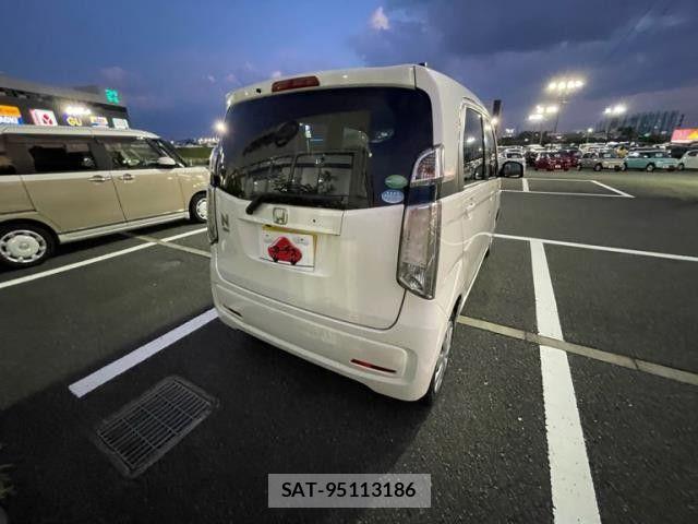Honda N-WGN 2014-02 8666702-2