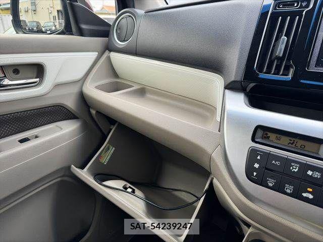 Honda N-WGN 2014-10 8781523-27