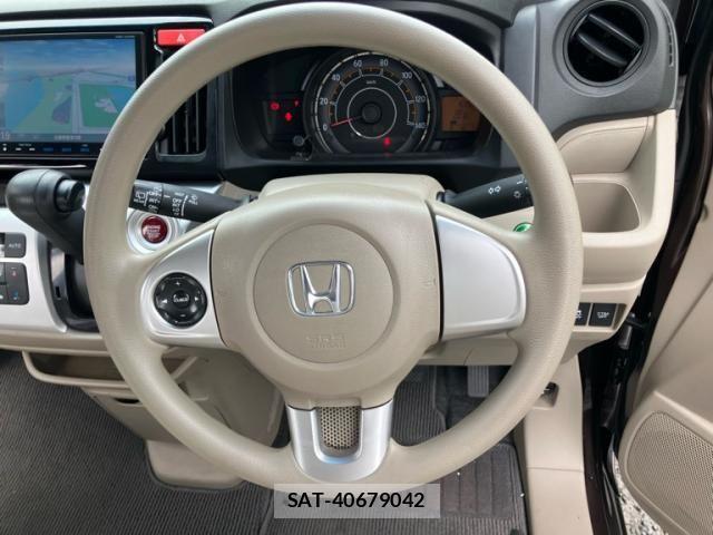 Honda N-WGN 2014-04 8830966-10