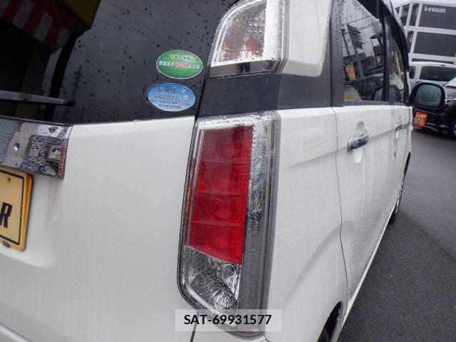 Honda N-WGN 2018-03 8830943-9