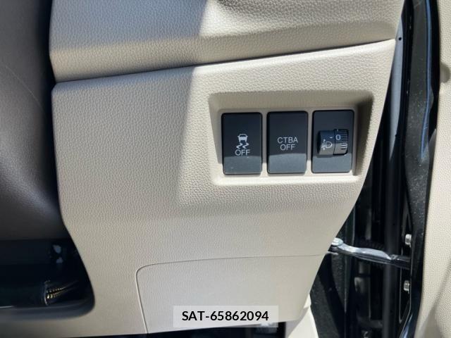 Honda N-WGN 2018-04 8830962-16