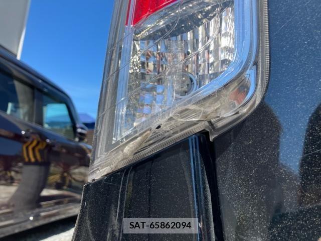 Honda N-WGN 2018-04 8830962-22