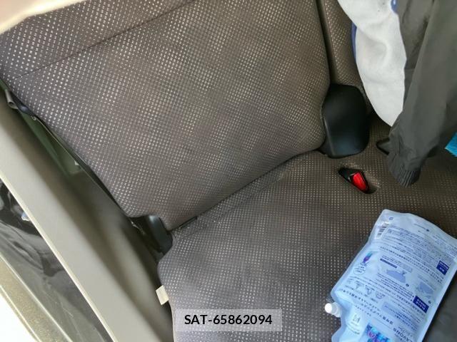 Honda N-WGN 2018-04 8830962-28