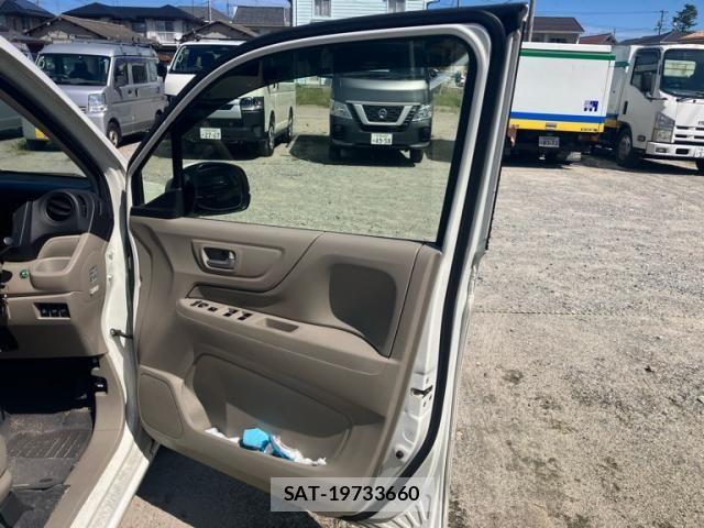 Honda N-WGN 2015-09 8850280-10