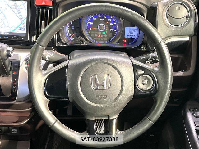 Honda N-WGN 2014-02 8881415-11