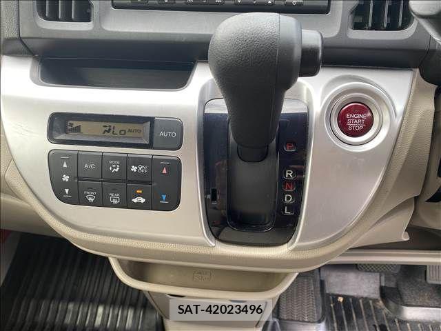 Honda N-WGN 2014-03 8881423-10