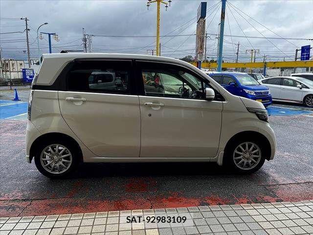 Honda N-WGN 2016-02 8881420-5