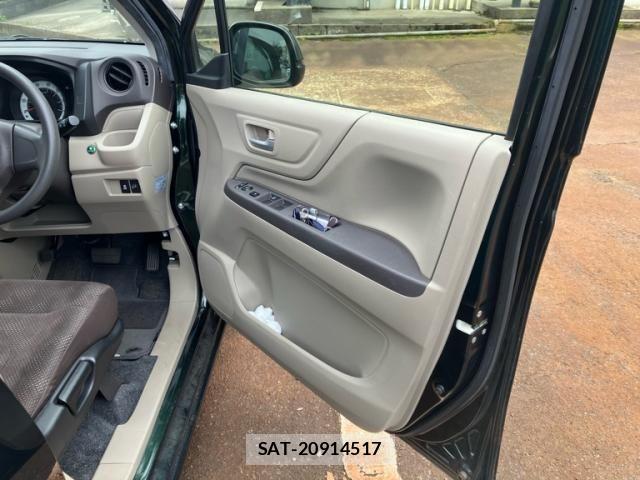 Honda N-WGN 2018-05 8881422-10