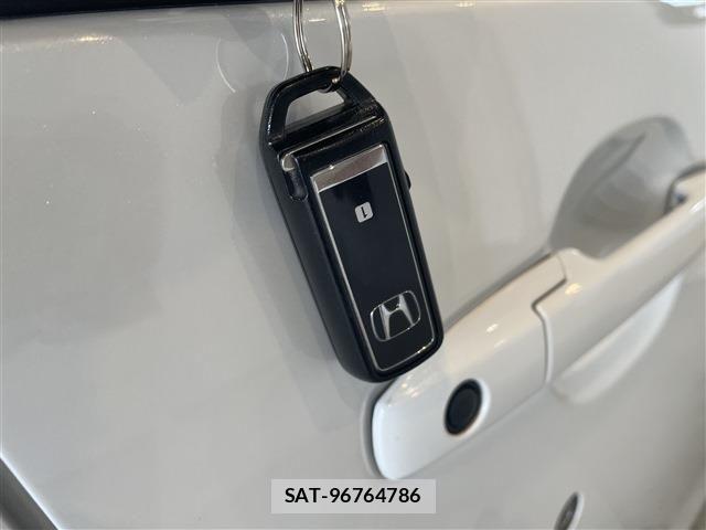 Honda N-WGN 2023-06 8881413-15