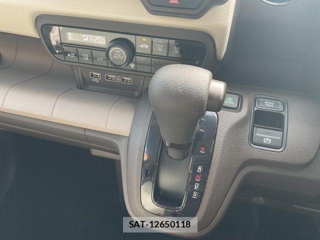 Honda N-WGN 2021-05 8881411-9