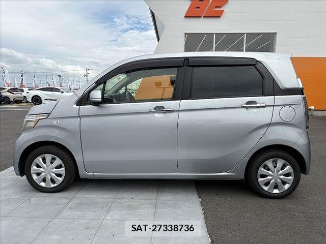 Honda N-WGN 2017-11 8881417-10