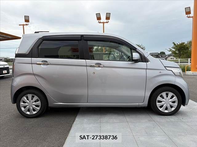 Honda N-WGN 2017-11 8881417-11