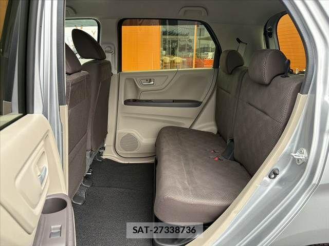 Honda N-WGN 2017-11 8881417-17