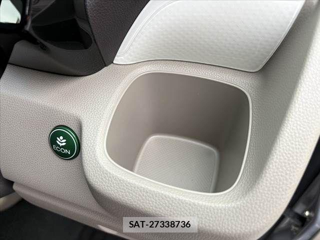 Honda N-WGN 2017-11 8881417-22