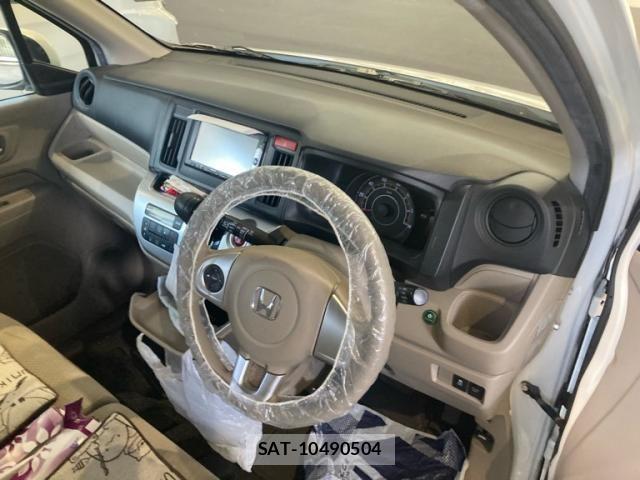 Honda N-WGN 2014-09 8881424-13