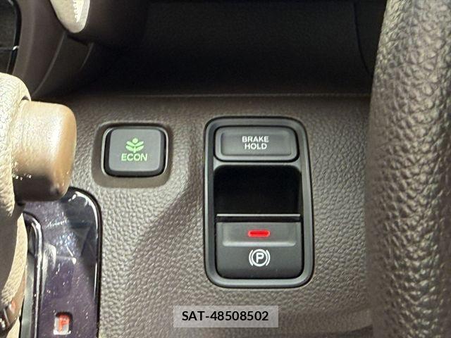 Honda N-WGN 2021-10 8884125-24
