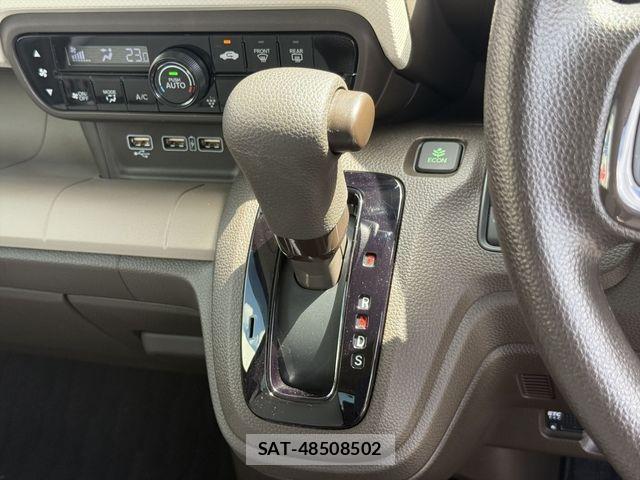 Honda N-WGN 2021-10 8884125-28
