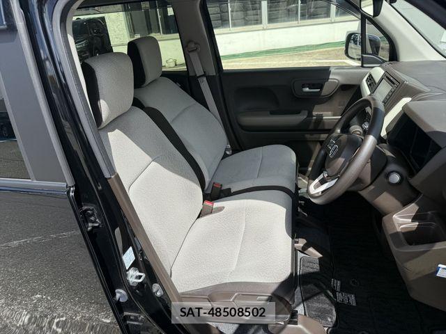 Honda N-WGN 2021-10 8884125-8