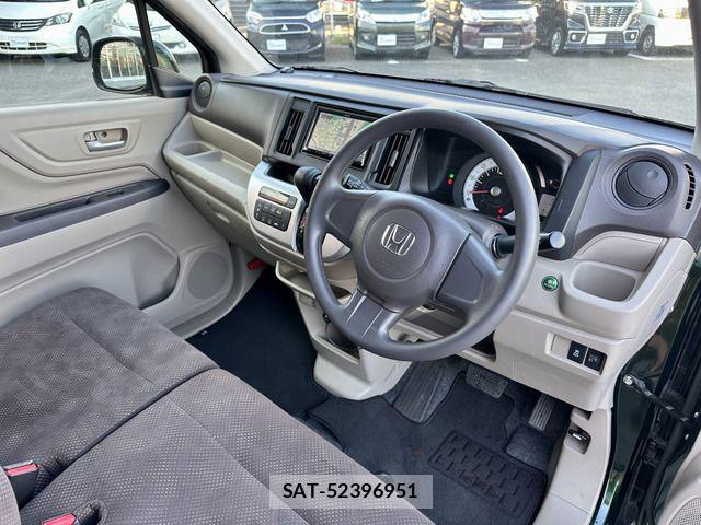 Honda N-WGN 2018-08 8884126-11