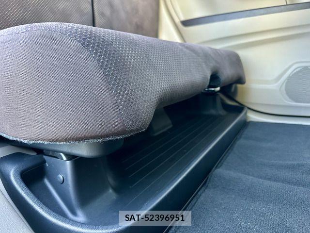 Honda N-WGN 2018-08 8884126-18