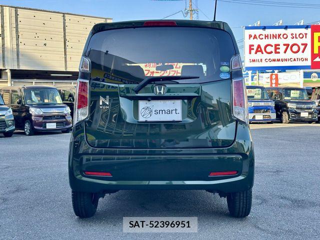 Honda N-WGN 2018-08 8884126-7
