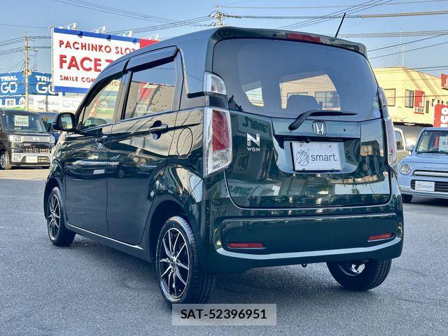 Honda N-WGN 2018-08 8884126-8