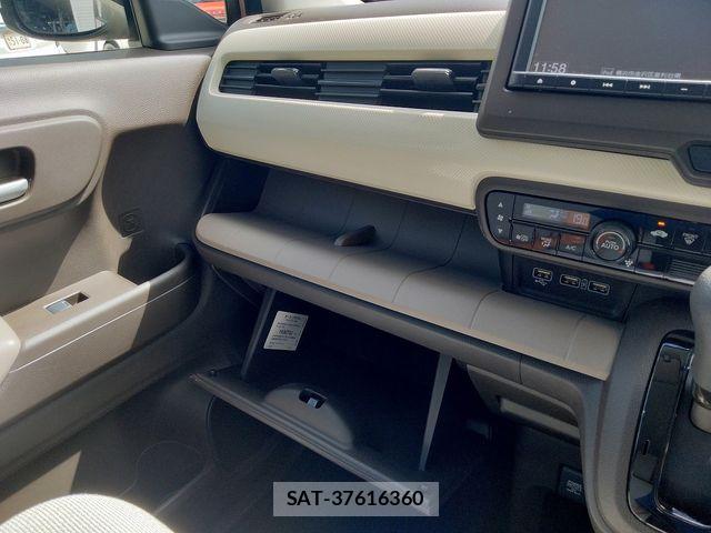 Honda N-WGN 2021-10 8884124-27