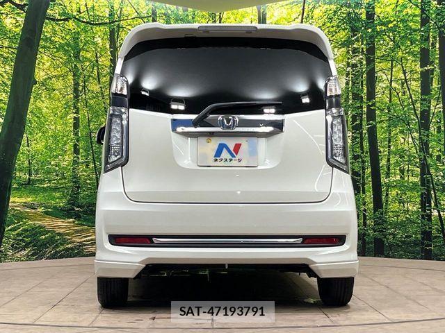 Honda N-WGN 2017-08 8884122-14
