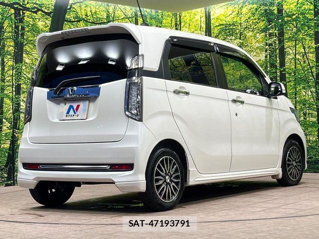 Honda N-WGN 2017-08 8884122-16