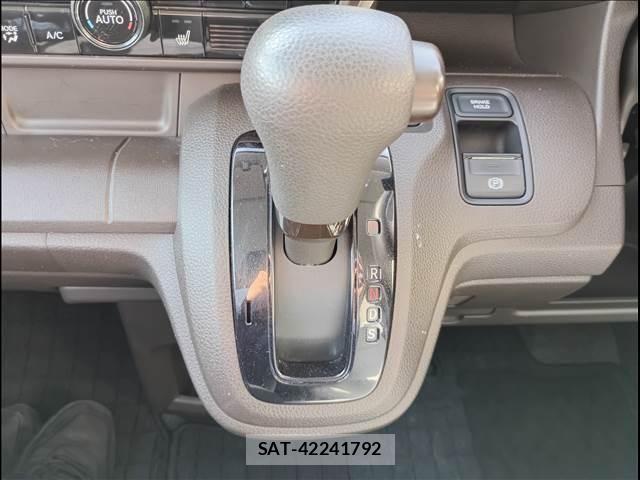 Honda N-WGN 2022-07 4975328-12