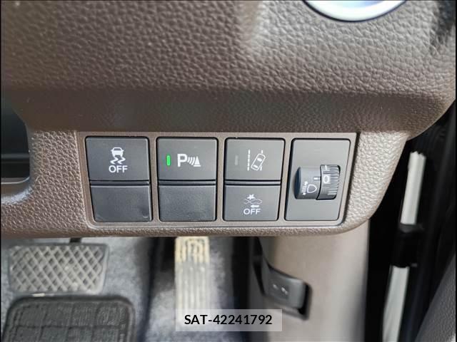Honda N-WGN 2022-07 4975328-14