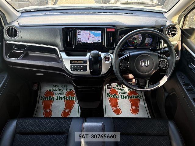 Honda N-WGN 2013-12 6910850-1