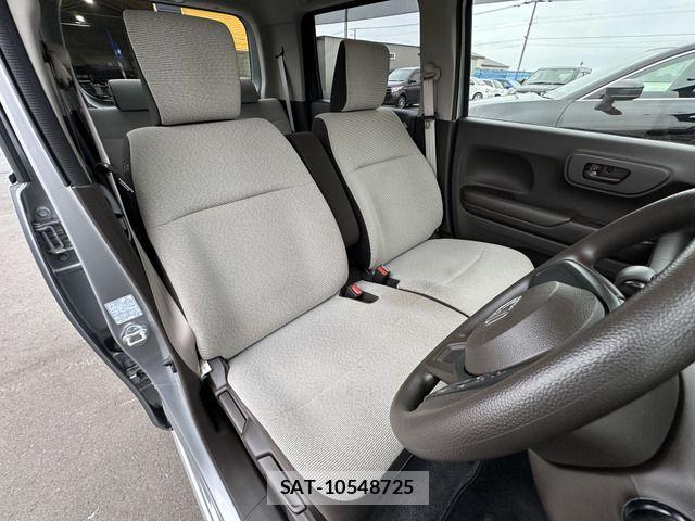 Honda N-WGN 2022-07 6910851-10