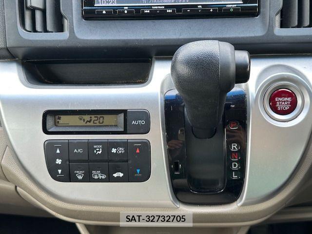 Honda N-WGN 2015-11 7223264-15