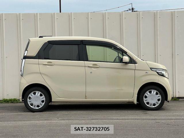 Honda N-WGN 2015-11 7223264-4