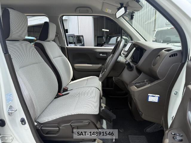 Honda N-WGN 2023-09 7251833-11