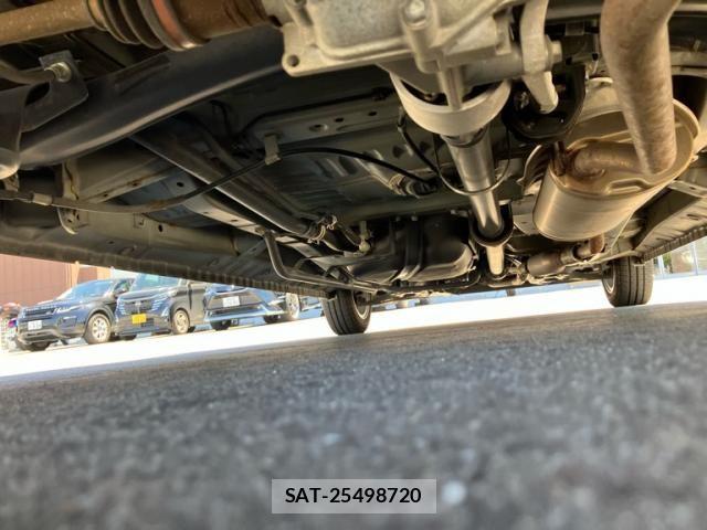 Honda N-WGN 2018-01 7456594-11
