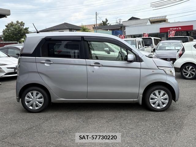 Honda N-WGN 2018-06 8101052-6