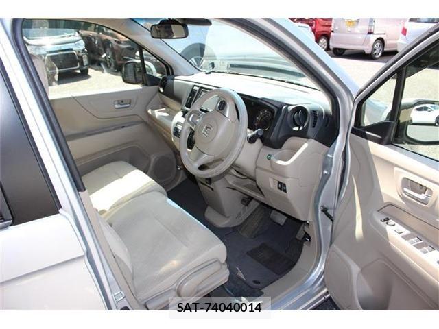 Honda N-WGN 2014-06 8209403-10