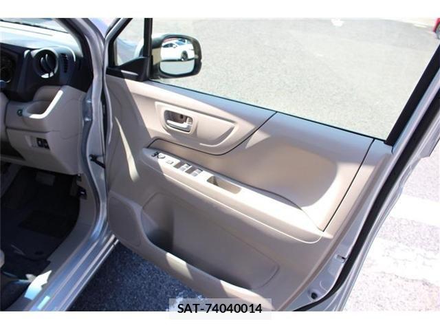 Honda N-WGN 2014-06 8209403-11